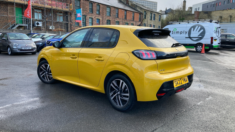 Peugeot 208 1.2 PureTech 100 Allure Premium 5dr Petrol Hatchback